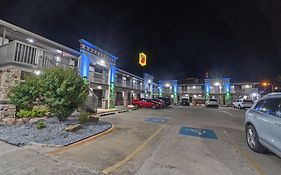 Super 8 By Wyndham Mcallen-Downtown-Airport-La Plaza Mall